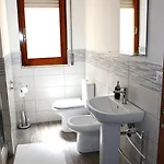 فندق مبيت وإفطار Tosca 3*