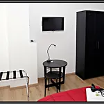 فندق مبيت وإفطار Tosca 3*