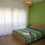 فندق مبيت وإفطار Tosca 3*